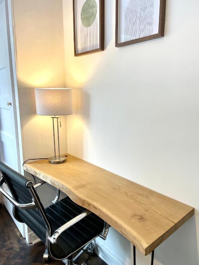 Newly Refurbished 2 Bedroom Apartment In South Londen Buitenkant foto